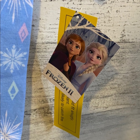 NWT Disney Frozen 2 PJs 4T - Picture 3 of 5